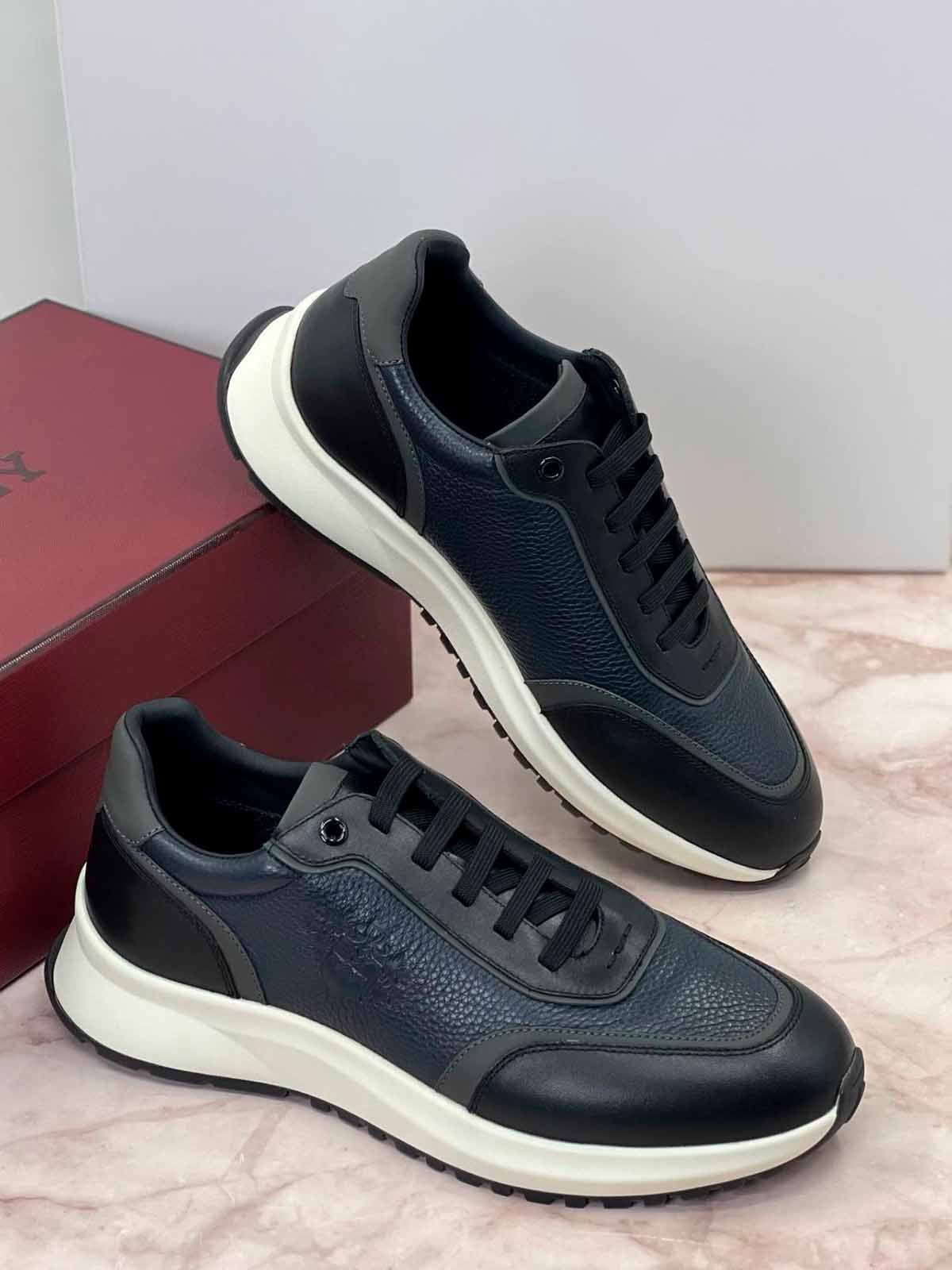 Bally Кроссовки из кожи Черно-синий