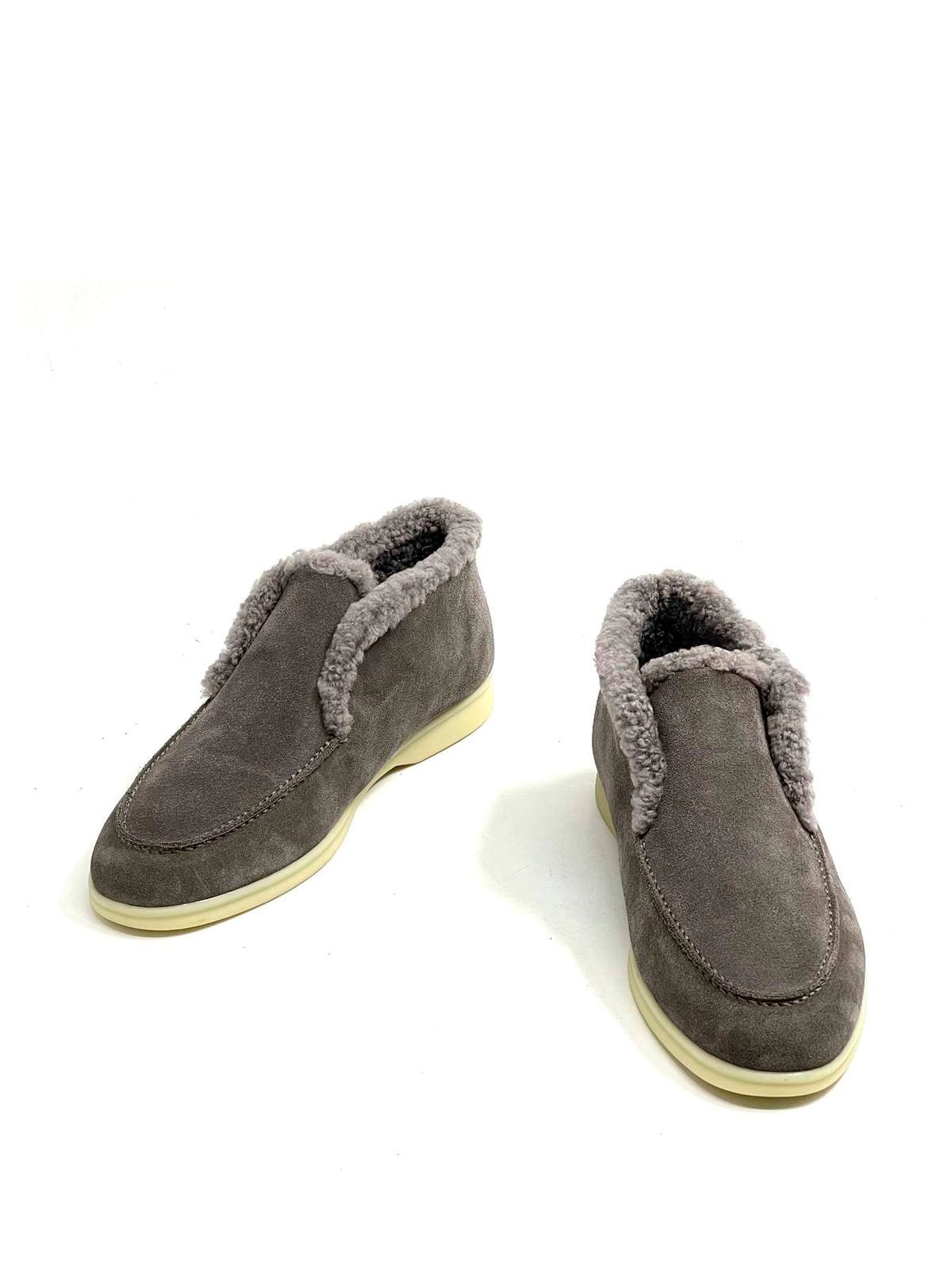 Loro Piana Лоферы высокие из замши Серый