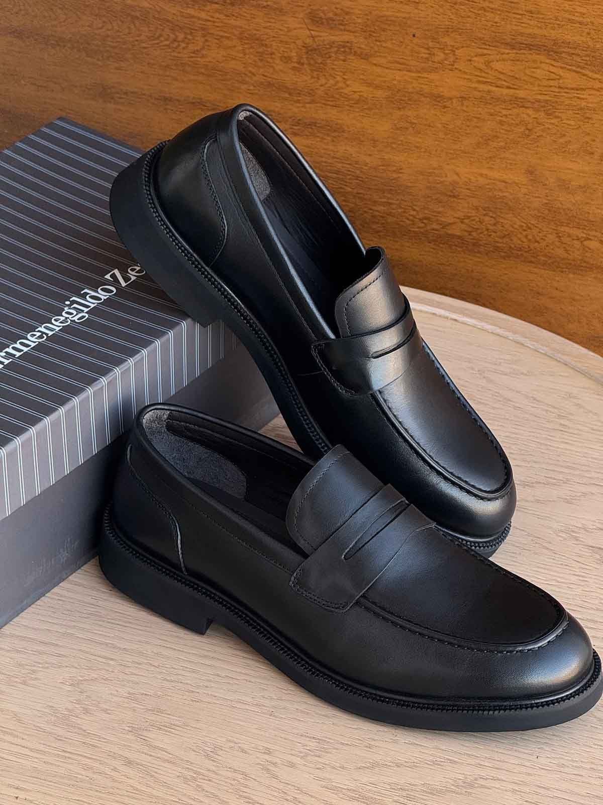 Ermenegildo Zegna Лоферы из кожи Черный