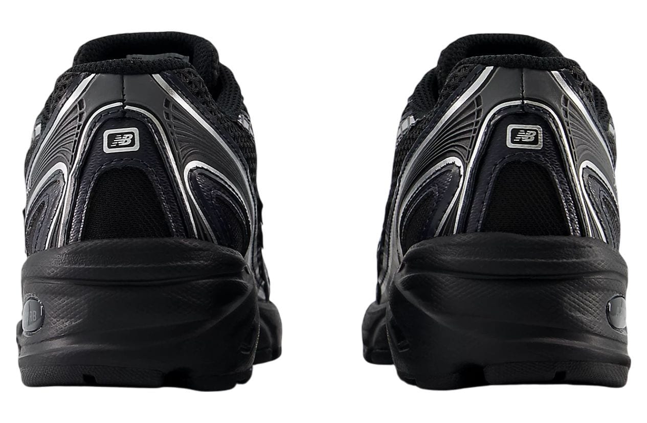 NEW BALANCE 740 Black Silver Metallic