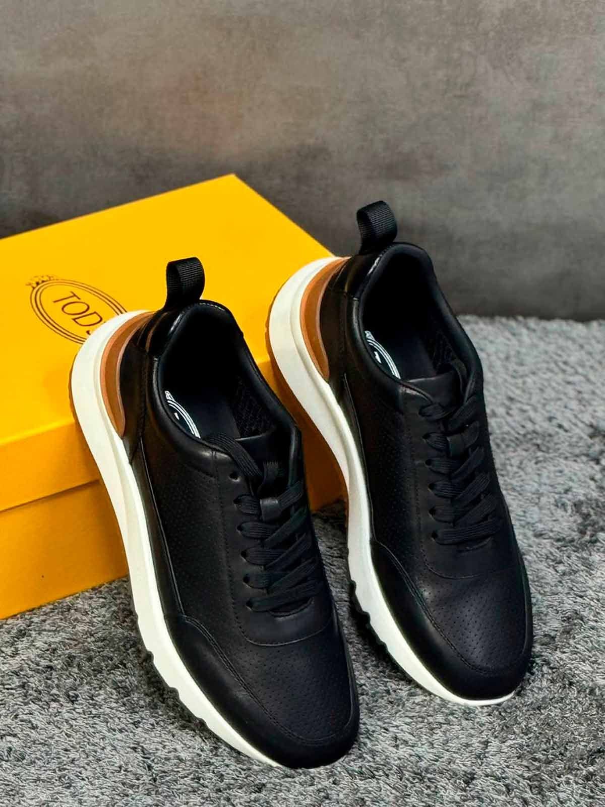 Tod’s Кроссовки из кожи Черный