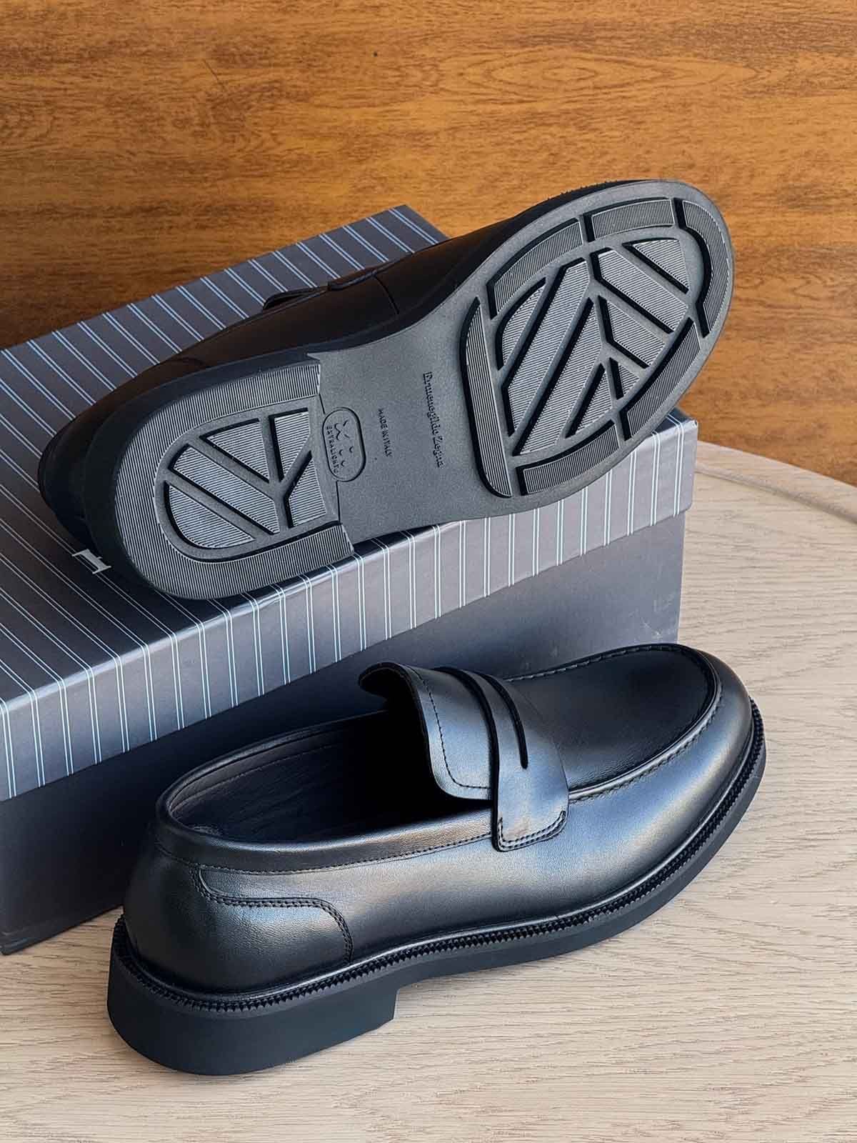 Ermenegildo Zegna Лоферы из кожи Черный