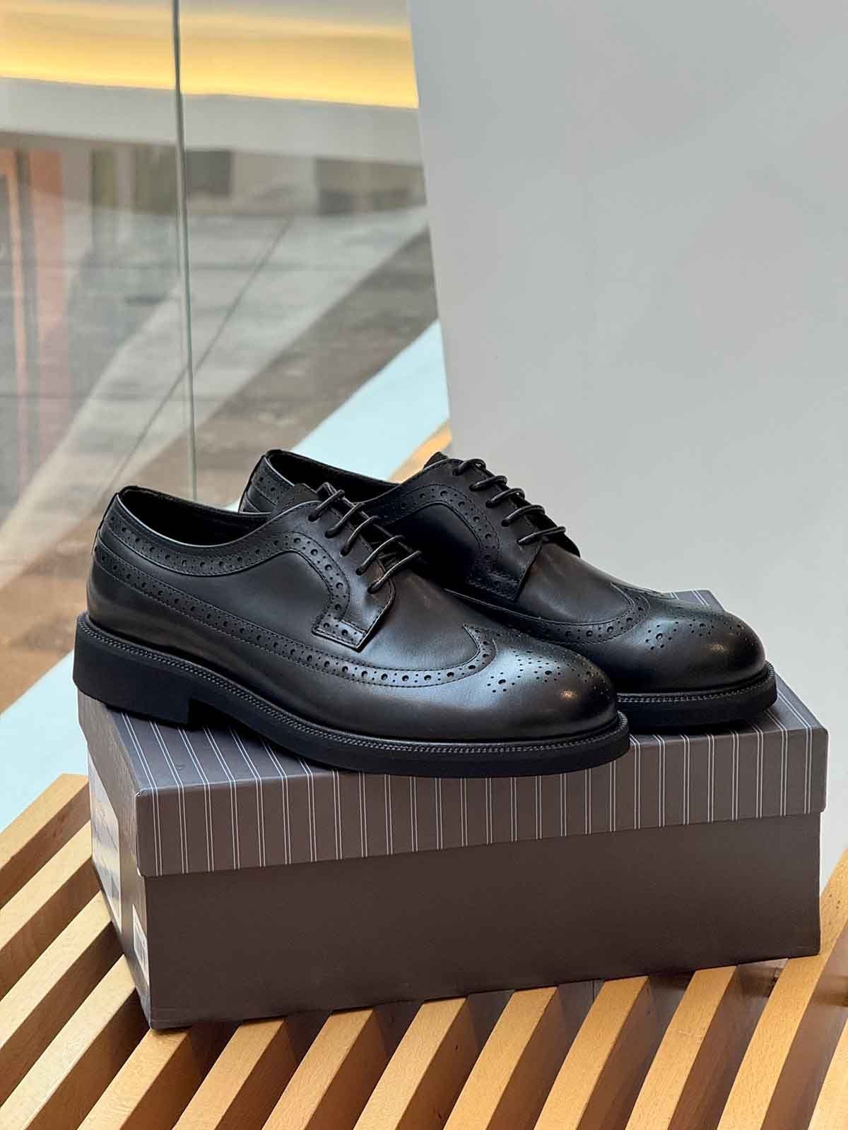 Ermenegildo Zegna Дерби из кожи Черный
