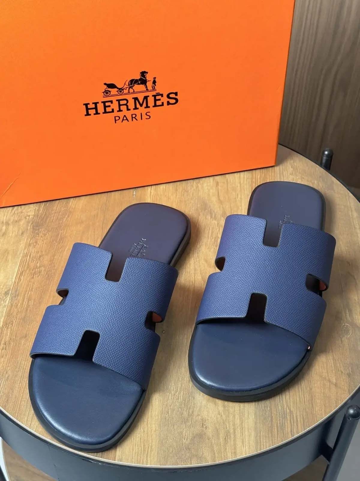 Hermes Шлепанцы из кожи Синий