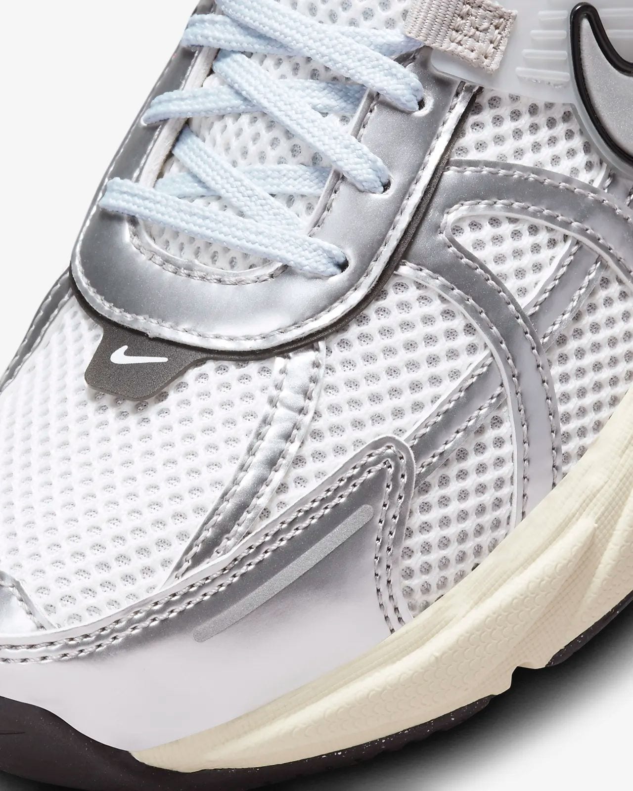 Nike V2K Run Runtekk Summit White Metallic