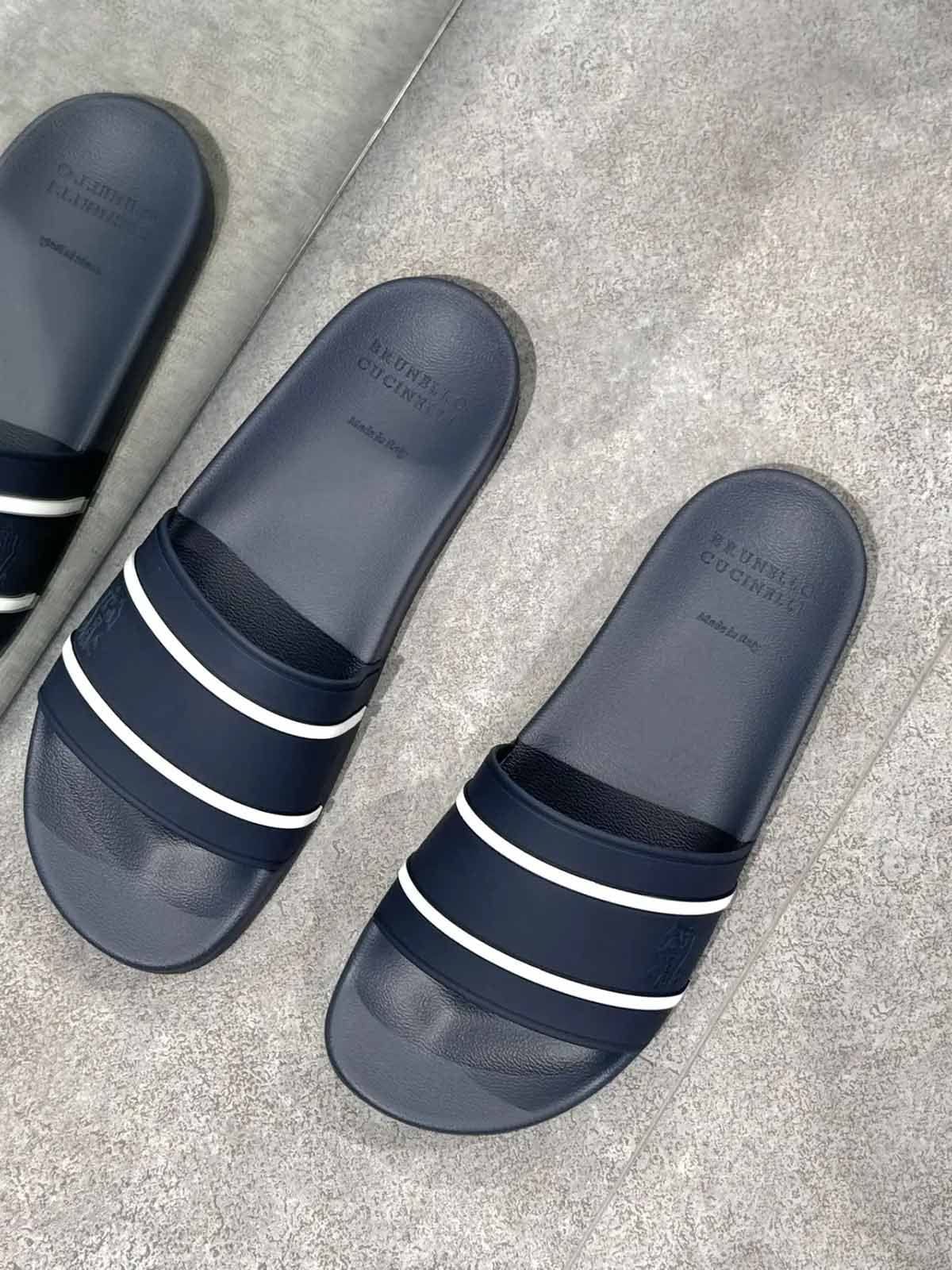Brunello Cucinelli Шлепанцы из резины Синий